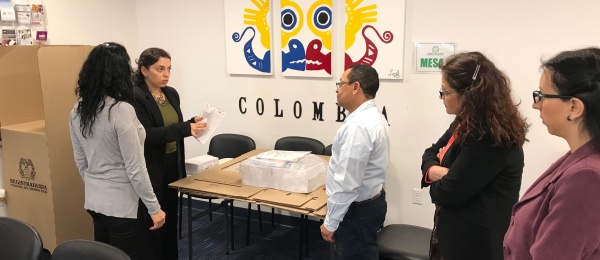 El Consulado de Colombia en Boston dio apertura oficial a elecciones en el exterior para Congreso de la República
